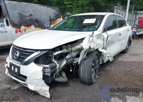 2018 Nissan Altima 2.5 Sv z USA, uszkodzony, nr VIN 1N4AL3APXJC233320